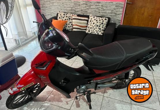 Motos - Gilera Smash Full 2025 Nafta 7300Km - En Venta