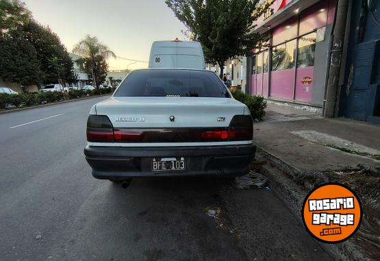 Autos - Renault 19 1997 GNC 268000Km - En Venta