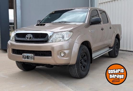 Camionetas - Toyota Hilux Sr 2011 Diesel 298000Km - En Venta