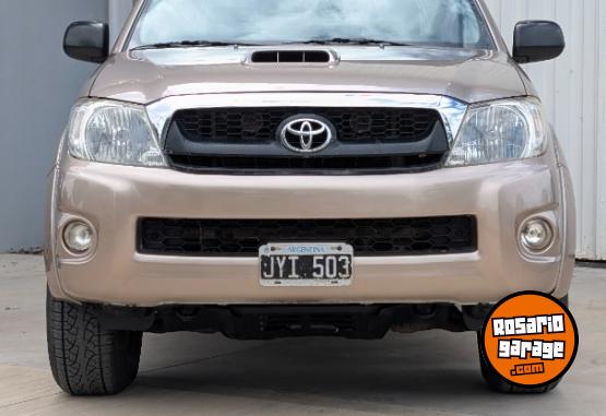 Camionetas - Toyota Hilux Sr 2011 Diesel 298000Km - En Venta
