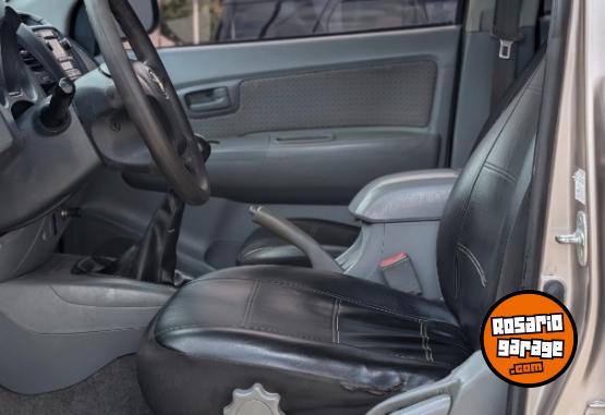 Camionetas - Toyota Hilux Sr 2011 Diesel 298000Km - En Venta