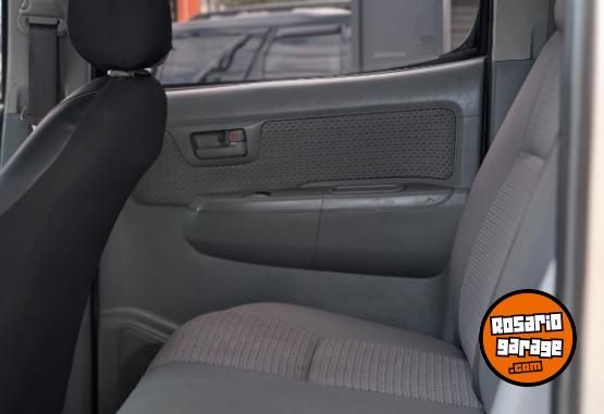 Camionetas - Toyota Hilux Sr 2011 Diesel 298000Km - En Venta