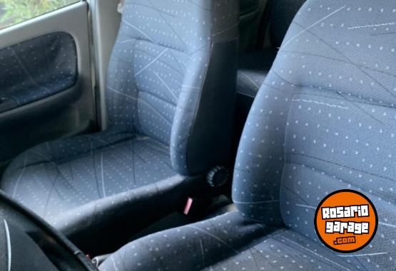 Autos - Renault Megane 16v 2005 Nafta 188000Km - En Venta