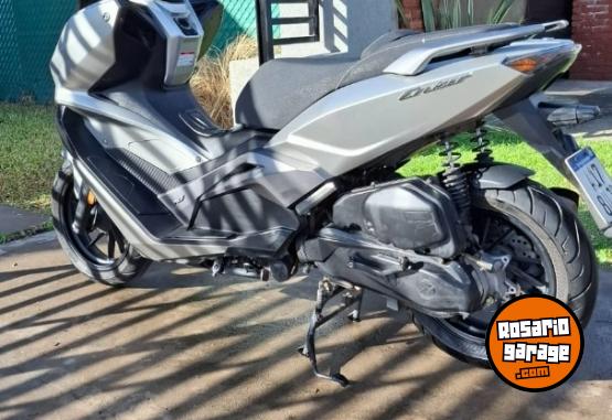 Motos - Zanella Cruiser x1 2023 Nafta 9000Km - En Venta
