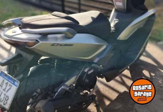 Motos - Zanella Cruiser x1 2023 Nafta 9000Km - En Venta