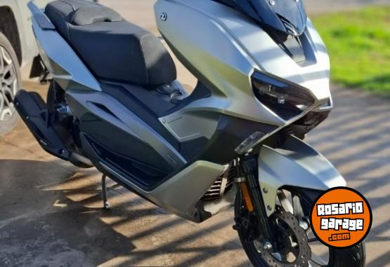 Motos - Zanella Cruiser x1 2023 Nafta 9000Km - En Venta