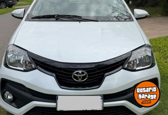 Autos - Toyota Etios 2022 Nafta 55000Km - En Venta