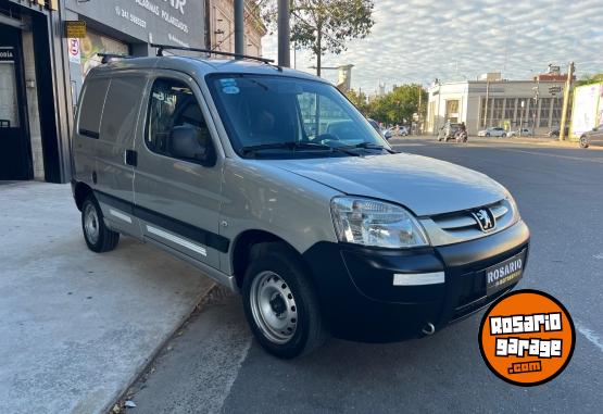 Utilitarios - Peugeot Partner 2013 GNC 140000Km - En Venta
