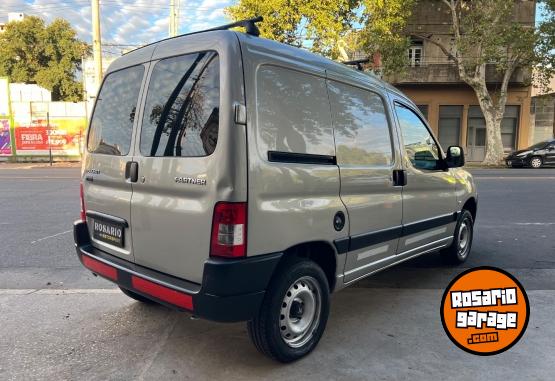 Utilitarios - Peugeot Partner 2013 GNC 140000Km - En Venta