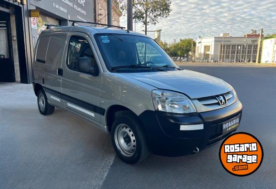 Utilitarios - Peugeot Partner 2013 GNC 140000Km - En Venta