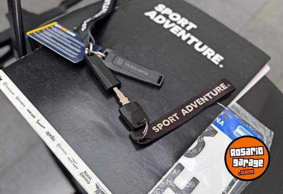 Motos - Husqvarna Svartpilen 250 2024 Nafta 844Km - En Venta