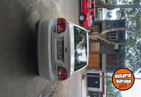 Autos - Chevrolet Corsa classic 2016 GNC 105000Km - En Venta