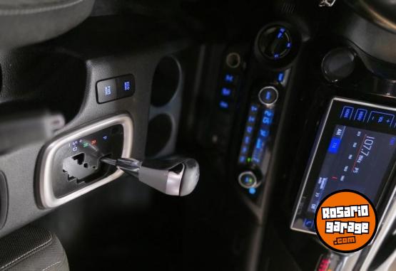 Camionetas - Toyota HILUX SRV 2.8L 4X4 AT 2018 Diesel 208000Km - En Venta