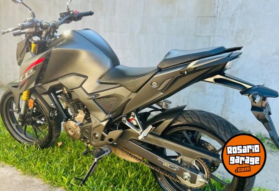Motos - Honda Cb 300 2025 Nafta 7700Km - En Venta