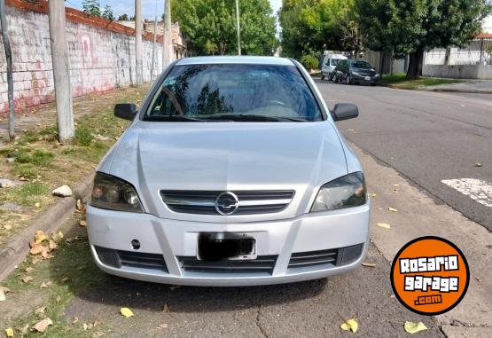 Autos - Chevrolet Astra 2004 GNC 220000Km - En Venta
