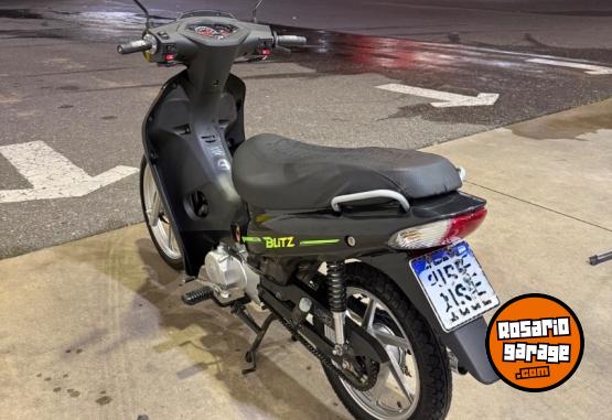 Motos - Motomel Blitz 2023 Nafta 6000Km - En Venta