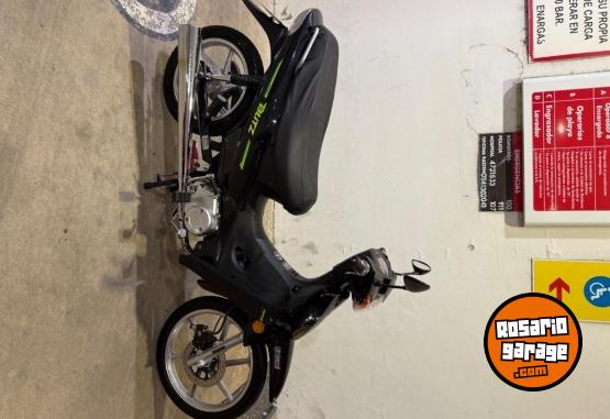 Motos - Motomel Blitz 2023 Nafta 6000Km - En Venta