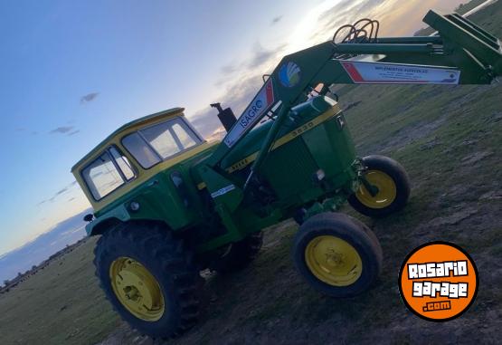 Camiones y Gr�as - Tractor John Deere 3530 - En Venta