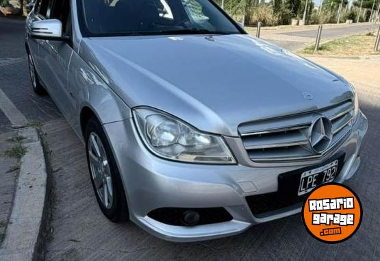 Autos - Mercedes Benz C200 2012 Nafta 123000Km - En Venta