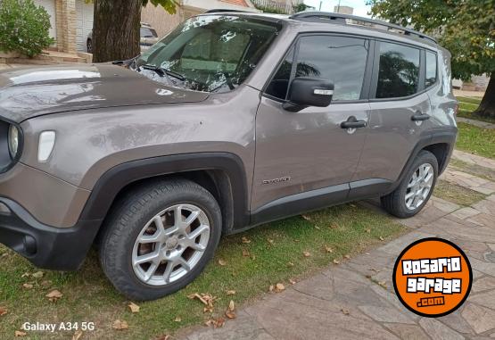 Autos - Fiat Renegade 2021 Nafta 67000Km - En Venta