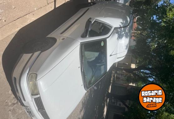 Utilitarios - Volkswagen Caddy 2001 Nafta 11111Km - En Venta