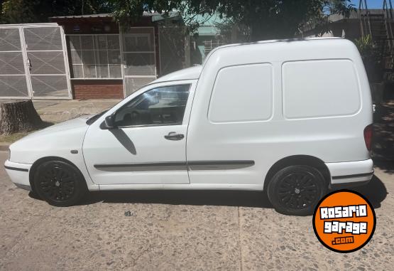Utilitarios - Volkswagen Caddy 2001 Nafta 11111Km - En Venta
