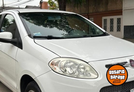 Autos - Fiat Palio Novo Attractive 2015 Nafta 165000Km - En Venta