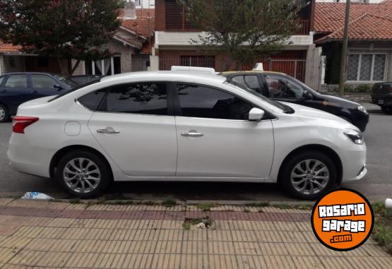 Autos - Nissan Sentra 2017 Nafta 49000Km - En Venta
