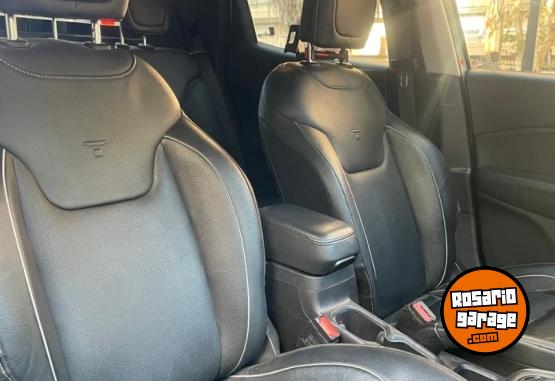 Camionetas - Fiat TORO FREEDOM 1.8 2024 Nafta 109000Km - En Venta