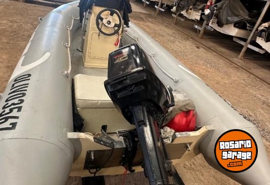 Embarcaciones - Vendo Semirrigido Alovecs con Suzuki 40hp - En Venta