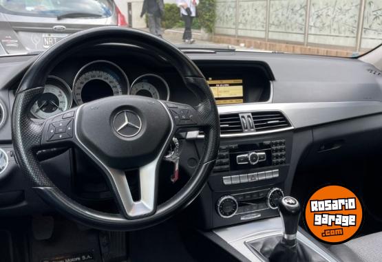 Autos - Mercedes Benz C200 2012 Nafta 120000Km - En Venta