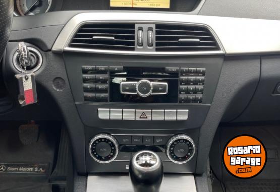 Autos - Mercedes Benz C200 2012 Nafta 120000Km - En Venta