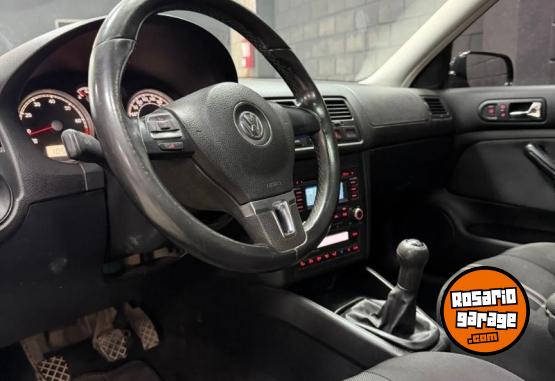 Autos - Volkswagen Bora Highline 1.8T 2013 Nafta 105000Km - En Venta