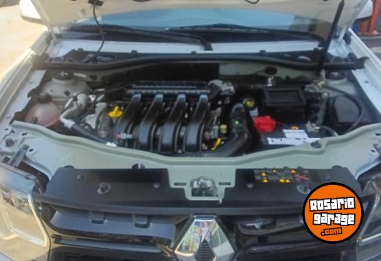 Utilitarios - Renault Oroch 2.0 4x2 Outsider 2019 Nafta 29480Km - En Venta