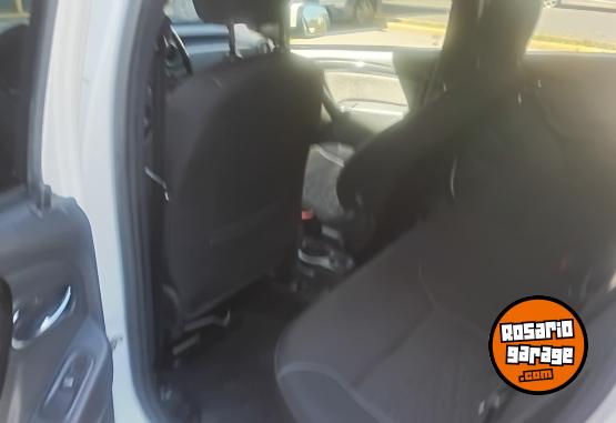 Utilitarios - Renault Oroch 2.0 4x2 Outsider 2019 Nafta 29480Km - En Venta