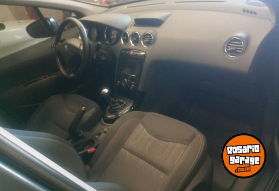 Autos - Peugeot 308 2016 Nafta 102000Km - En Venta