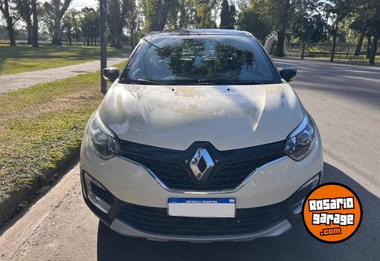 Autos - Renault Captur 2.0 Intense 2017 Nafta 88000Km - En Venta
