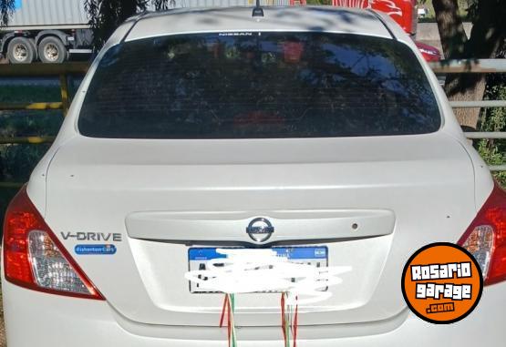 Autos - Nissan versa drive plus 2021 Nafta 46000Km - En Venta