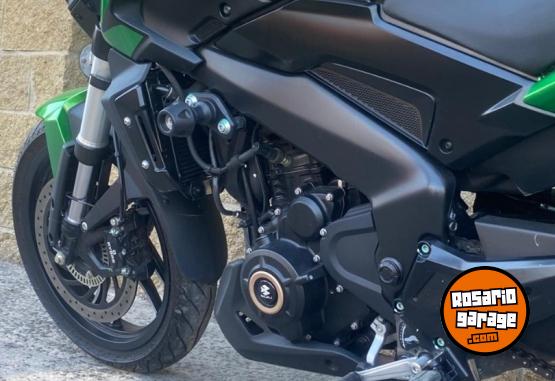 Motos - Bajaj DOMINAR 400 2024 Nafta 7106Km - En Venta