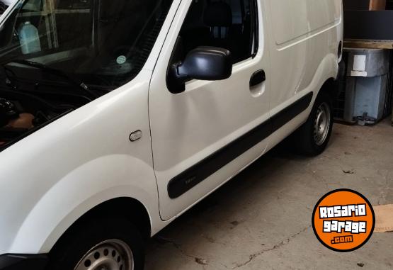 Utilitarios - Renault Kangoo 2016 Nafta 100000Km - En Venta