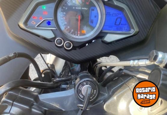 Motos - Bajaj RS 200 2019 Nafta 16957Km - En Venta