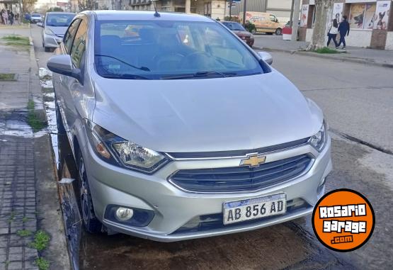 Autos - Chevrolet Onix ltz 2017 GNC 220000Km - En Venta
