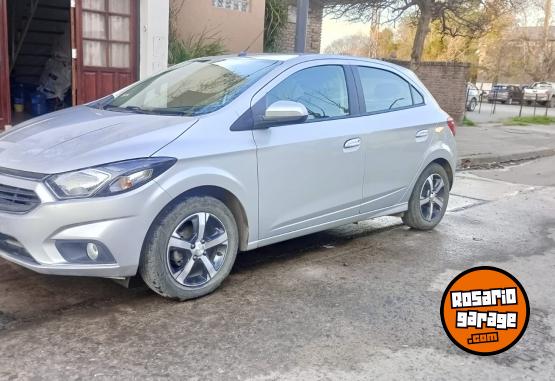 Autos - Chevrolet Onix ltz 2017 GNC 220000Km - En Venta