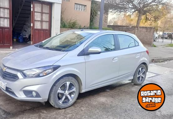 Autos - Chevrolet Onix ltz 2017 GNC 220000Km - En Venta