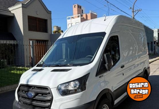 Utilitarios - Ford Transit 2023 Diesel 85000Km - En Venta
