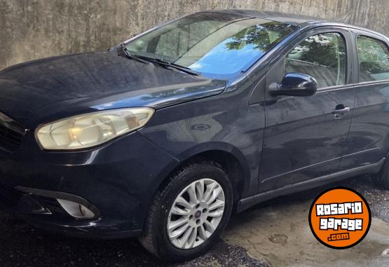 Autos - Fiat Grand Siena Atracttive 2013 Nafta 137700Km - En Venta