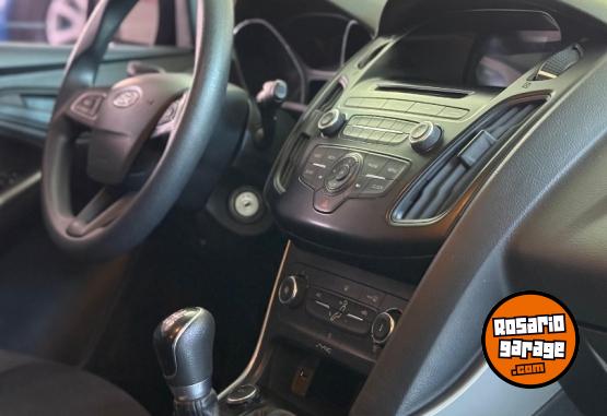 Autos - Ford Focus S MT 2018 Nafta 125000Km - En Venta