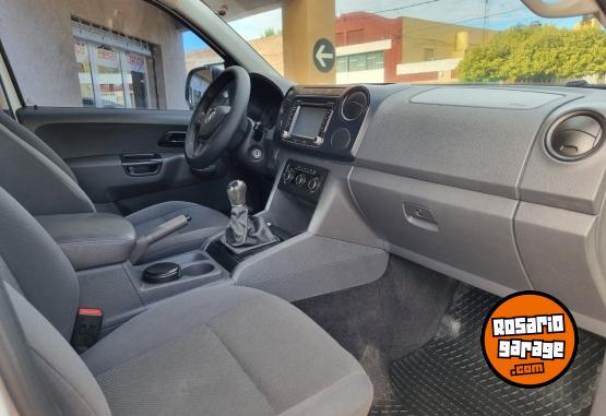Camionetas - Volkswagen Amarok Starline 140cv 2016 Diesel 132000Km - En Venta