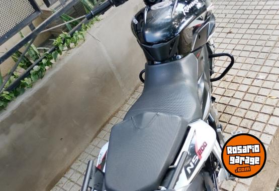 Motos - Bajaj NS 200 naked sport 2017 Nafta 37000Km - En Venta