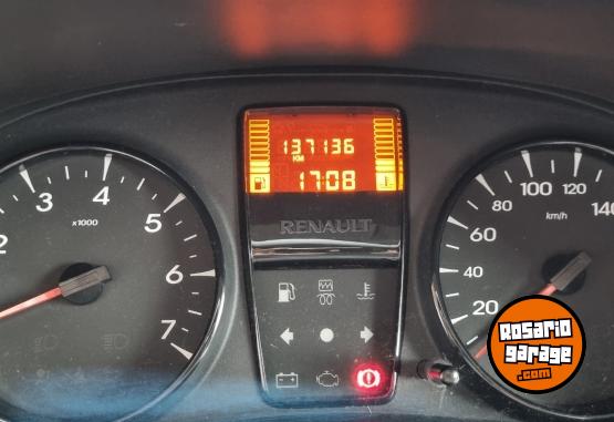 Utilitarios - Renault Kangoo Confort 1.6 furgon 2014 GNC 137000Km - En Venta